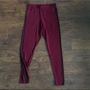 SALE❗️Red Leggings with Double Black Stripes